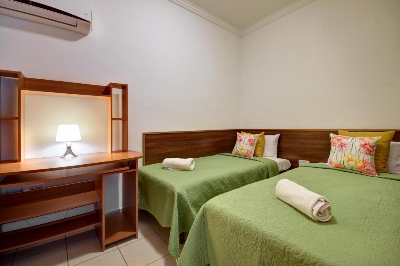 Morina Court - St Julians Seaside Bliss Apartments And Penthouse By Shortletsmalta Saint Julian's Exterior foto